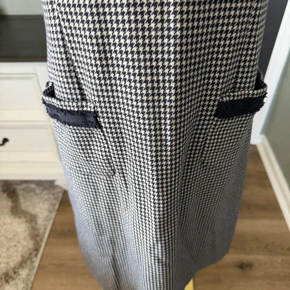 Talbots Houndstooth Sheath Dress Size 6 Navy Trim Pockets - Picture 4 of 13